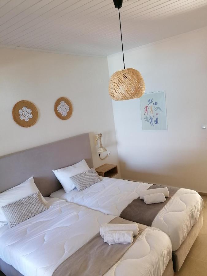 Vicky'S Panoramic View Apartments เปเลคาส ภายนอก รูปภาพ