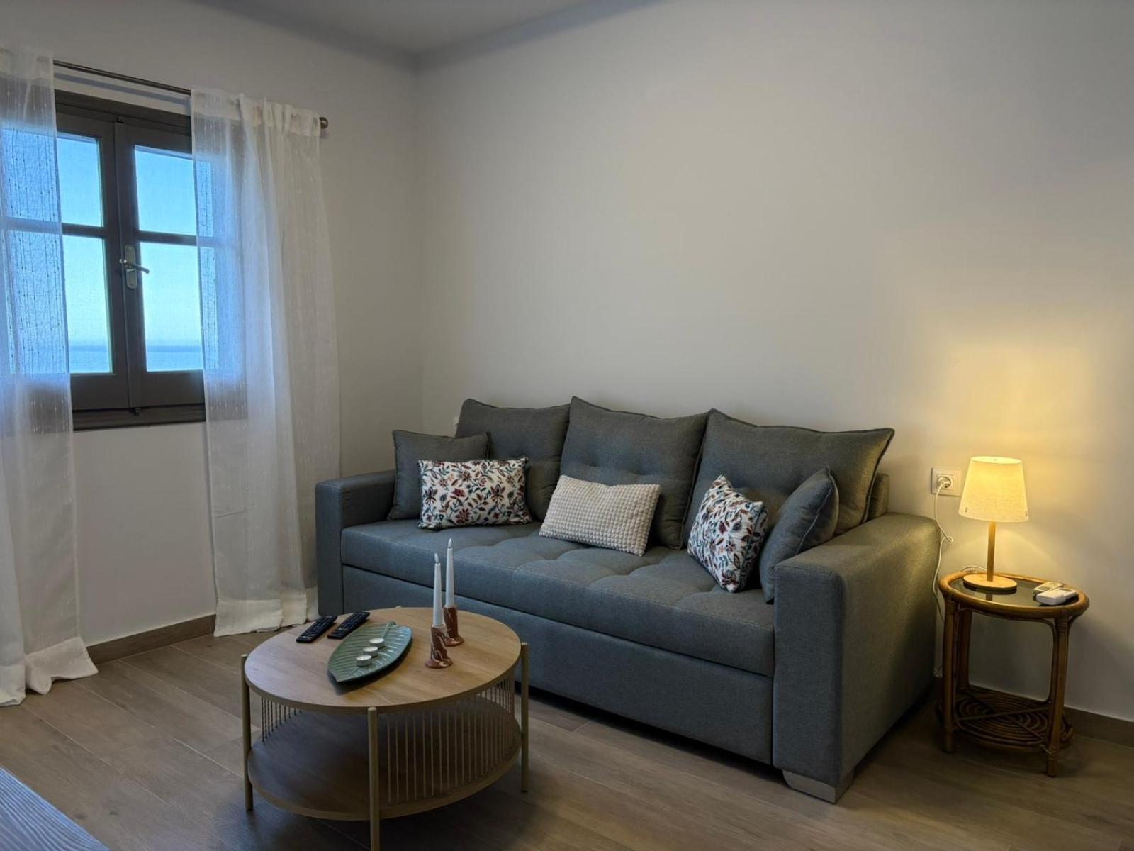 Vicky'S Panoramic View Apartments เปเลคาส ภายนอก รูปภาพ