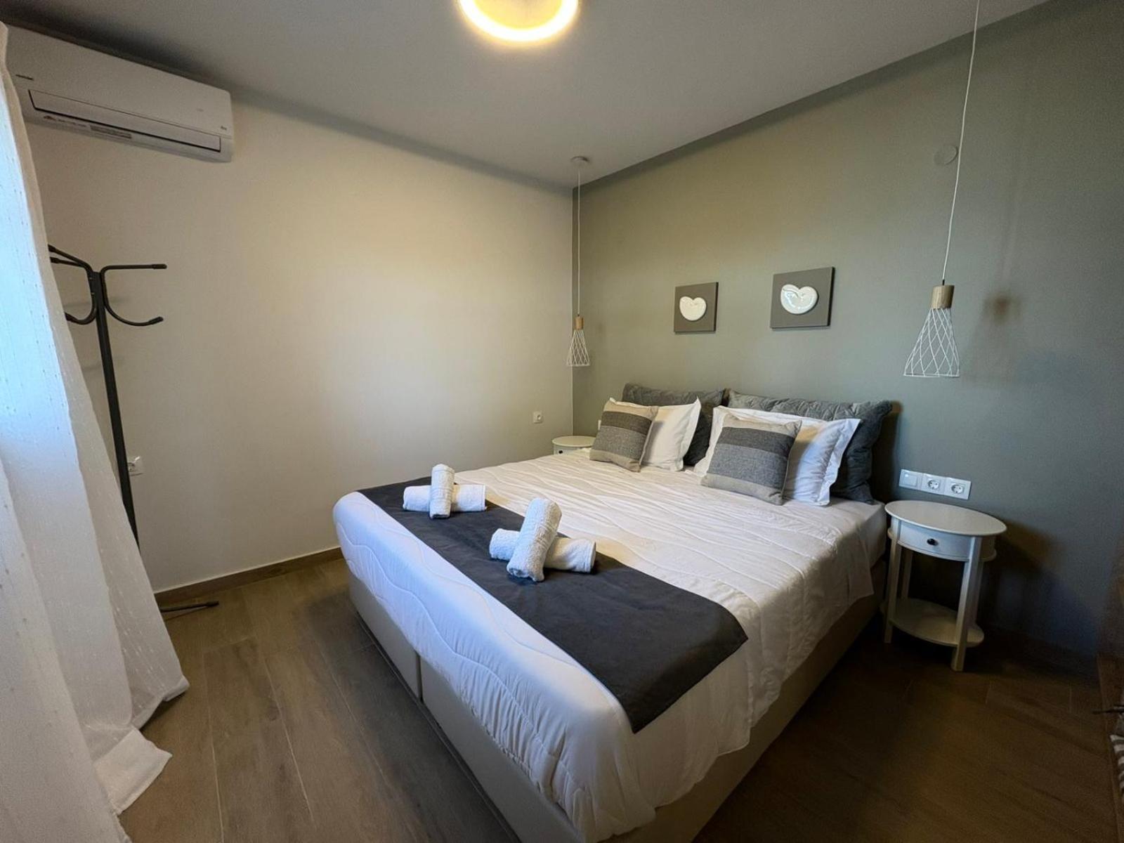 Vicky'S Panoramic View Apartments เปเลคาส ภายนอก รูปภาพ